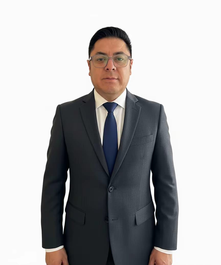 Freddy Villacreses — Dirección Creativa